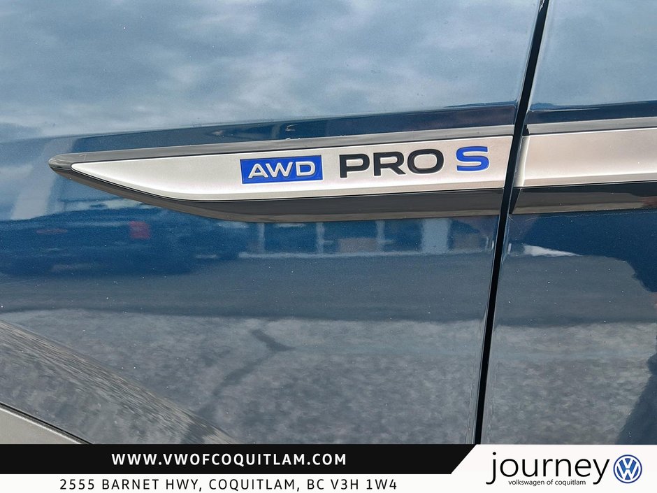 2023 Volkswagen ID.4 Pro AWD-15