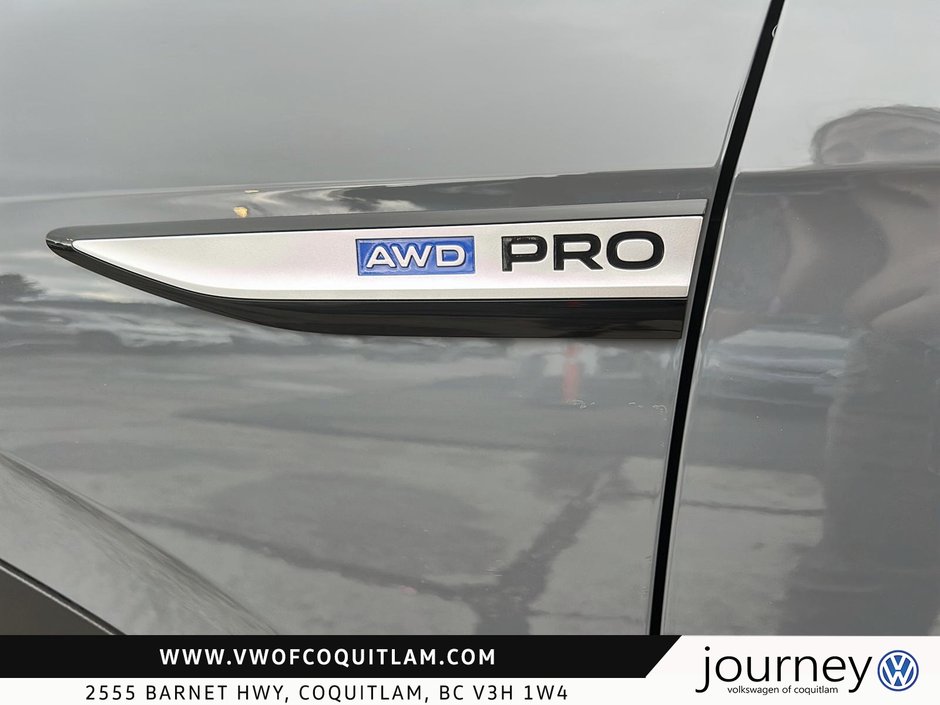 2023 Volkswagen ID.4 Pro AWD-15