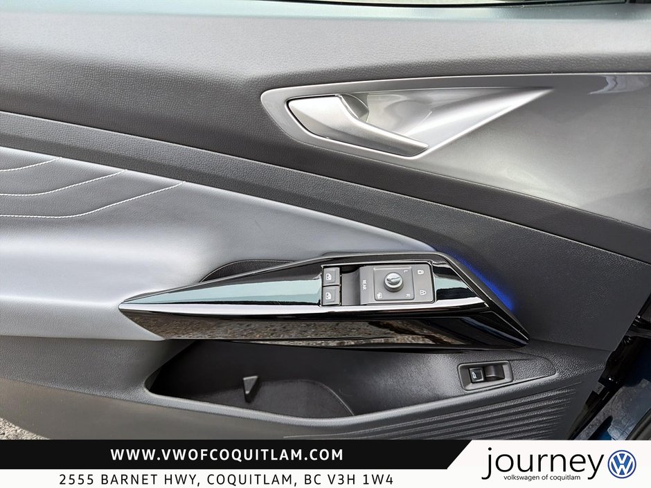 2023 Volkswagen ID.4 Pro AWD-10