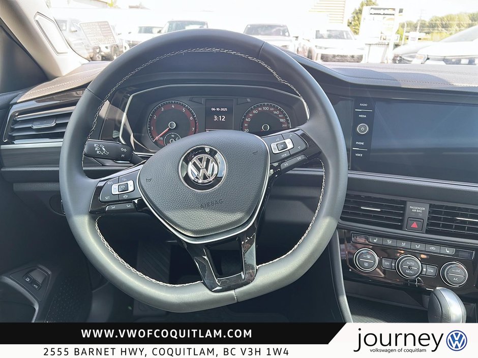 2021 Volkswagen Jetta Highline 1.4T 8sp at w/Tip-10