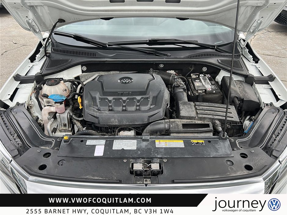 2021 Volkswagen Passat Highline 2.0T 6sp at w/Tip-7
