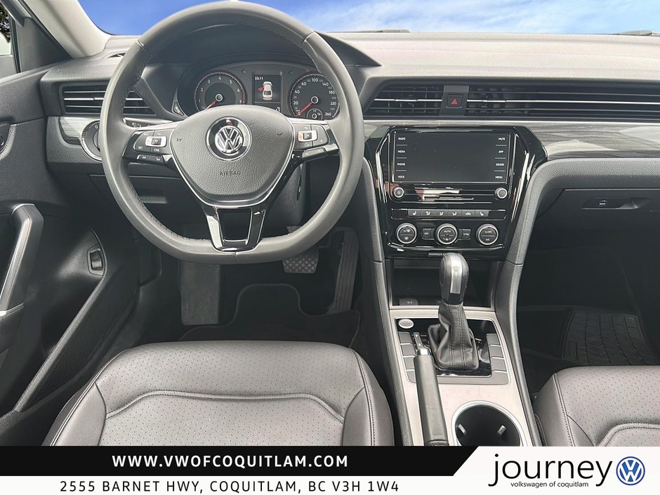 2021 Volkswagen Passat Highline 2.0T 6sp at w/Tip-9