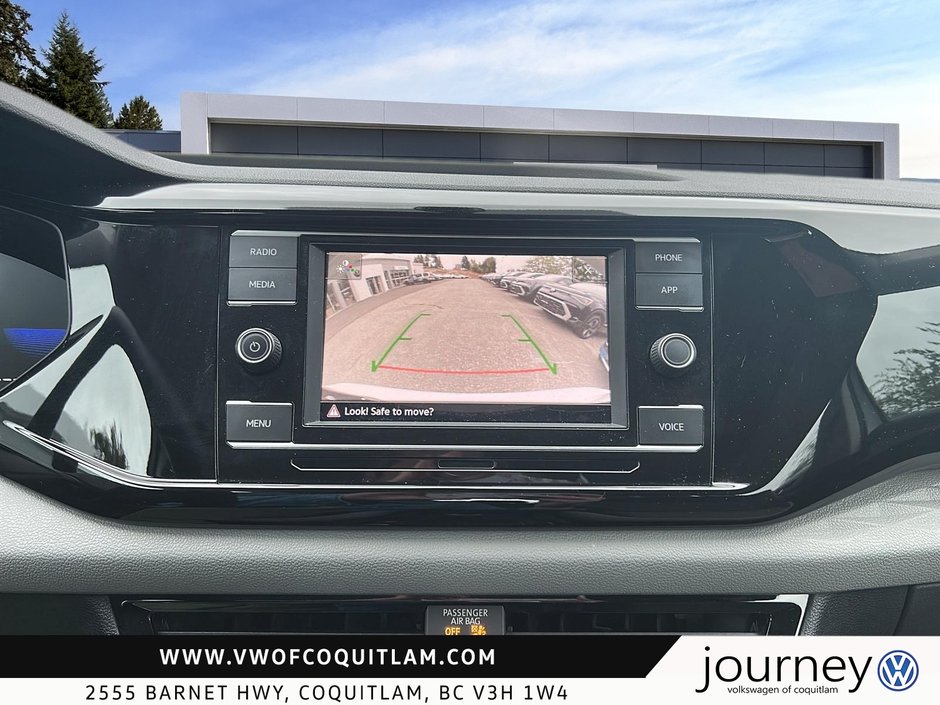 2023 Volkswagen Taos Trendline 1.5T 8sp at w/ Tip-16