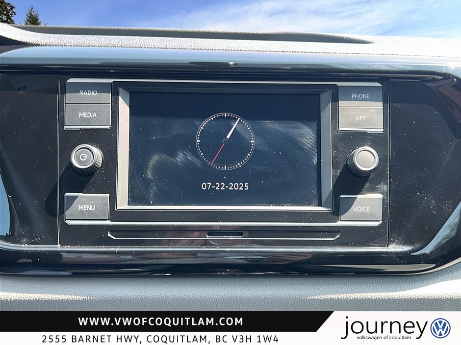 2024 Volkswagen Taos Trendline 1.5T 8sp at w/ Tip-17