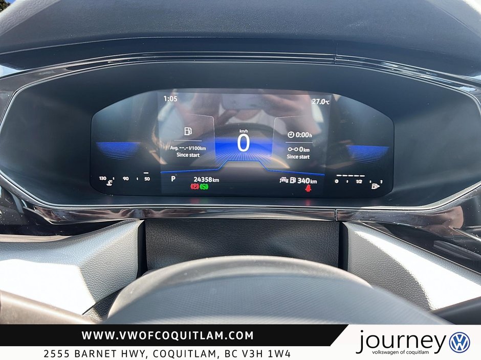 2024 Volkswagen Taos Trendline 1.5T 8sp at w/ Tip-14