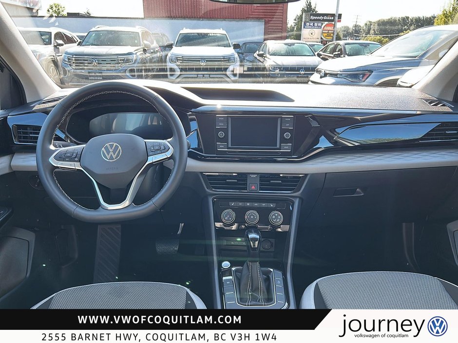 2024 Volkswagen Taos Trendline 1.5T 8sp at w/ Tip-9