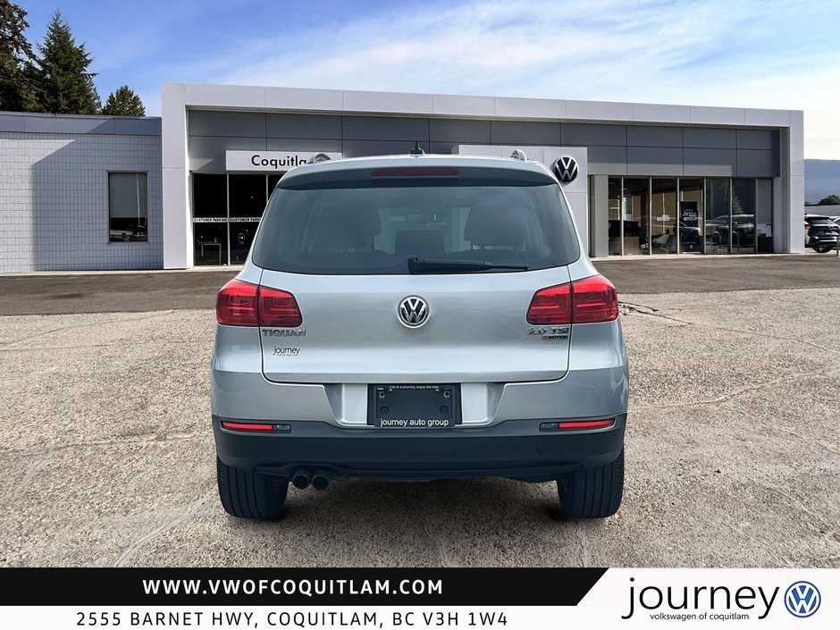 2017 Volkswagen Tiguan Wolfsburg Edition 2.0T 6sp at w/Tip 4M-2