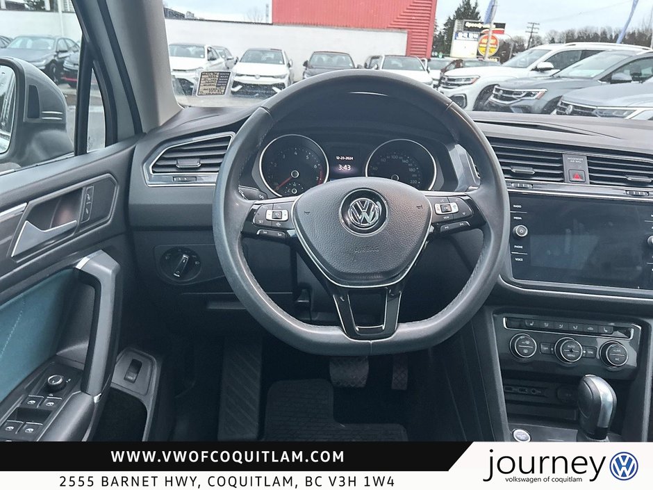 2020 Volkswagen Tiguan IQ Drive 2.0T 8sp at w/Tip 4M-9