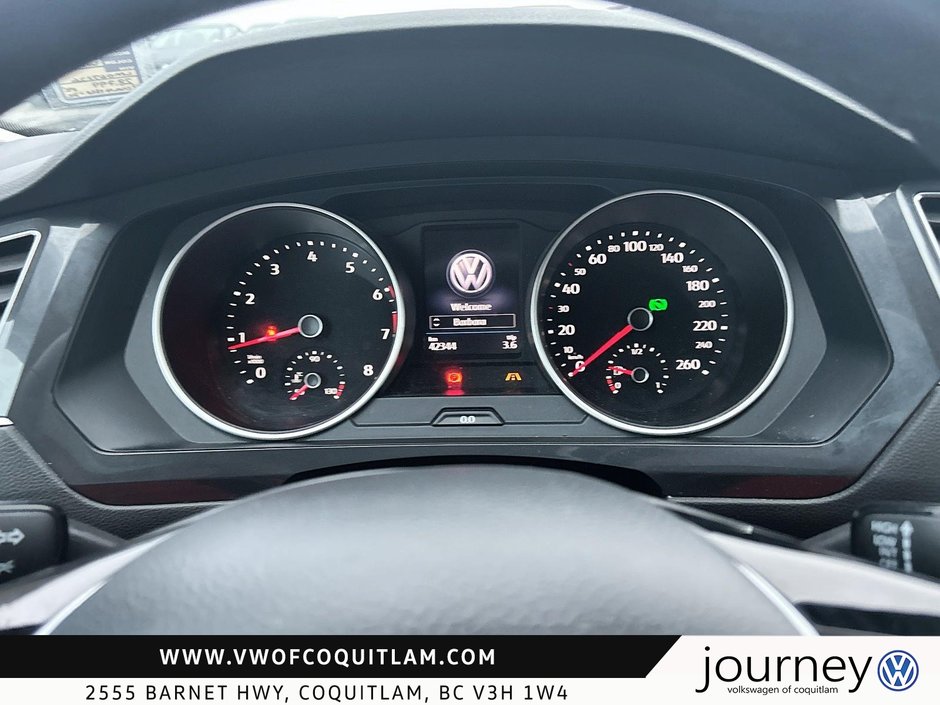 2020 Volkswagen Tiguan IQ Drive 2.0T 8sp at w/Tip 4M-11