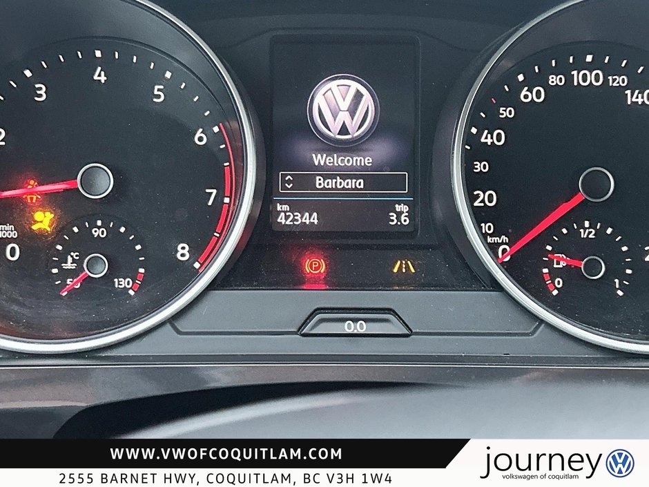 2020 Volkswagen Tiguan IQ Drive 2.0T 8sp at w/Tip 4M-10