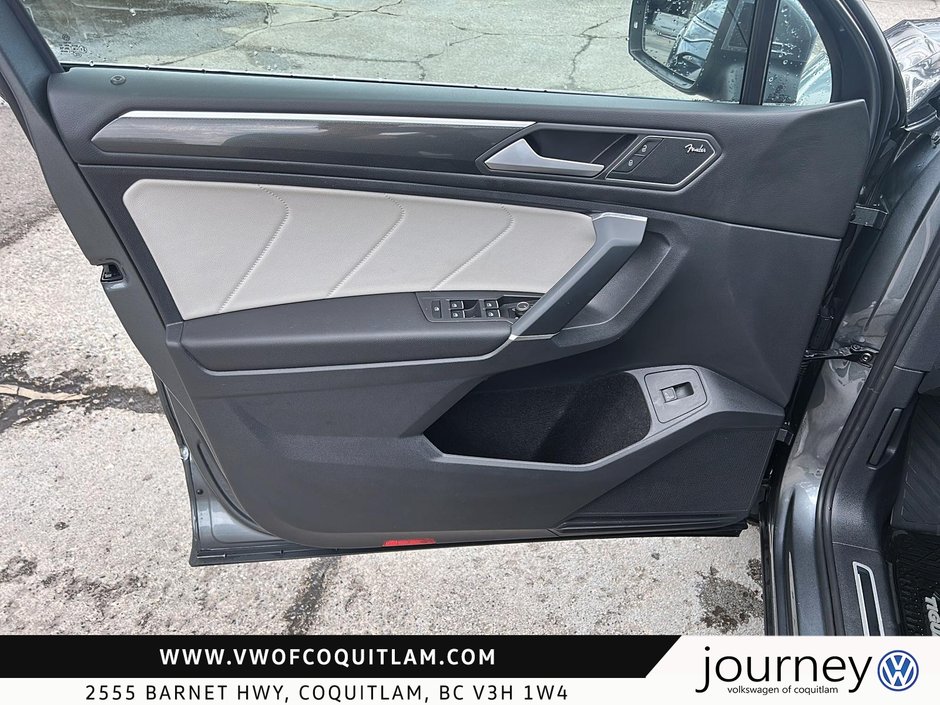 2020 Volkswagen Tiguan Highline 2.0T 8sp at w/Tip 4M-9