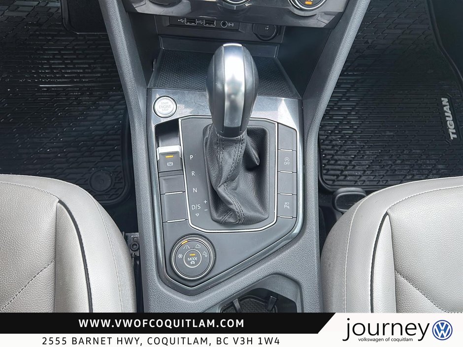 2020 Volkswagen Tiguan Highline 2.0T 8sp at w/Tip 4M-13