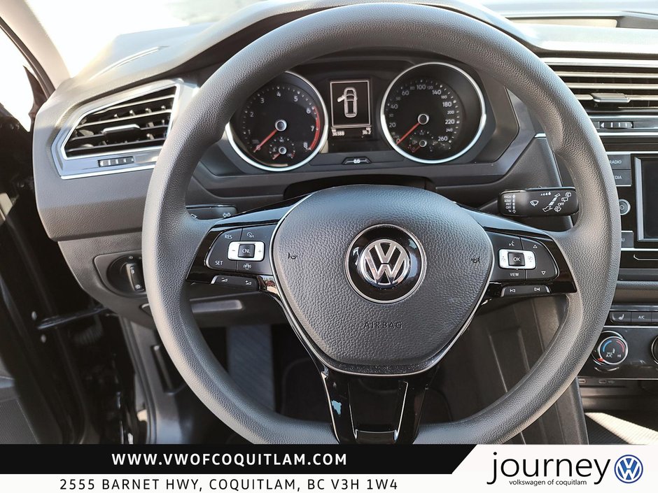2021 Volkswagen Tiguan Trendline 2.0T 8sp at w/Tip 4M-10