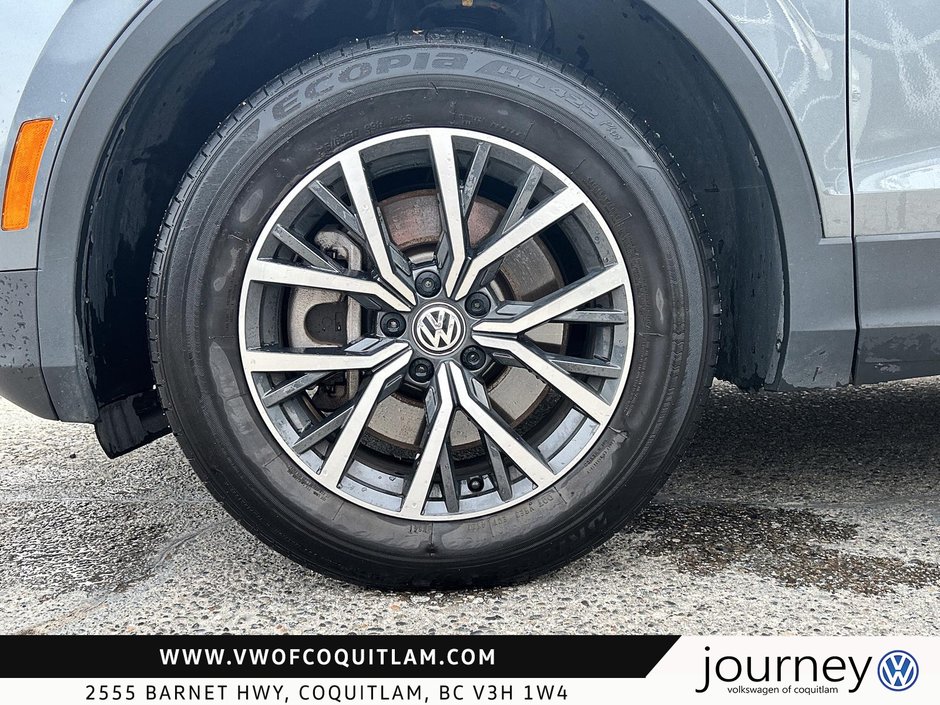 2021 Volkswagen Tiguan Comfortline 2.0T 8sp at w/Tip 4M-5