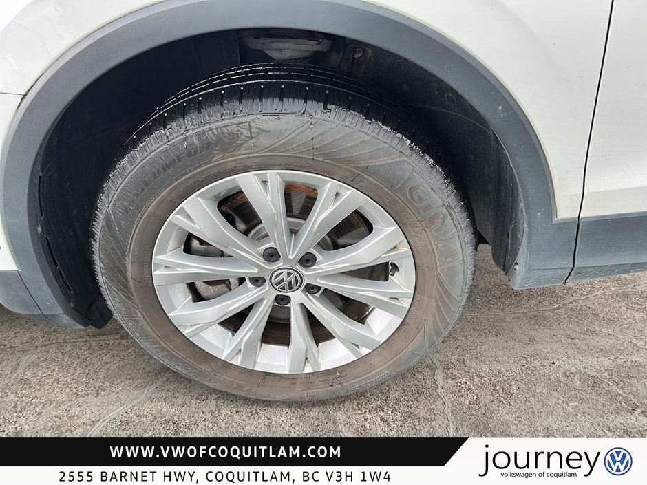 2021 Volkswagen Tiguan Trendline 2.0T 8sp at w/Tip 4M-6