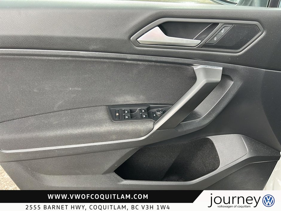 2021 Volkswagen Tiguan Trendline 2.0T 8sp at w/Tip 4M-11