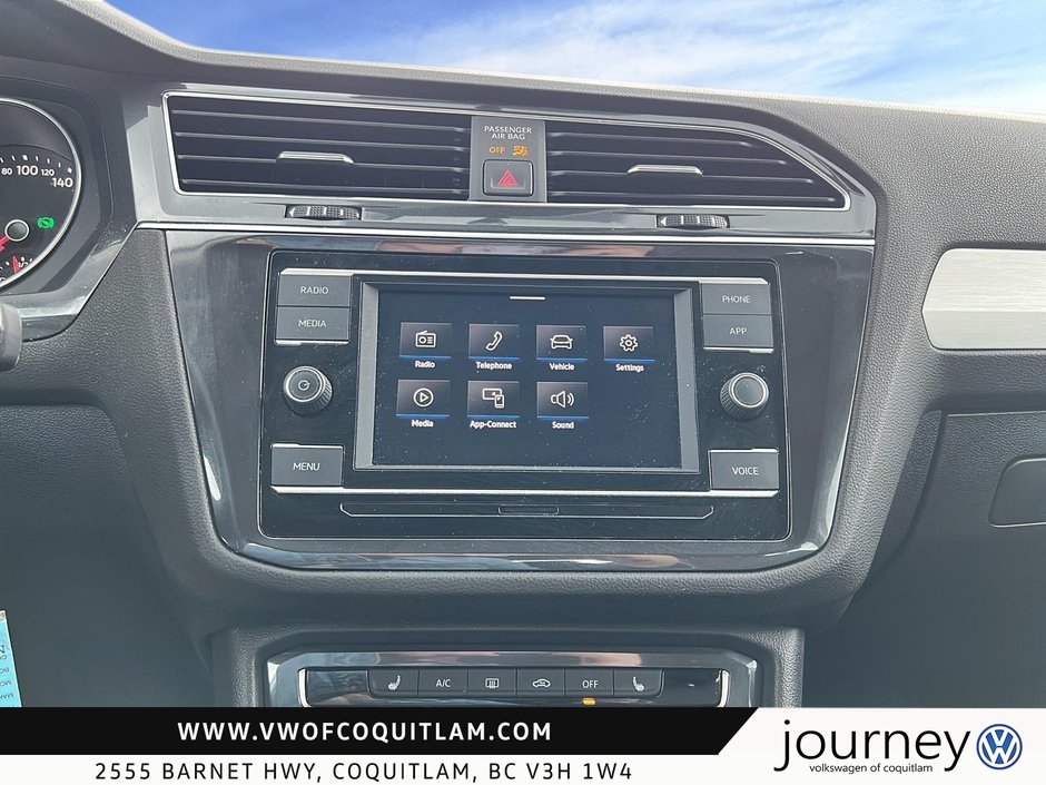 2021 Volkswagen Tiguan Trendline 2.0T 8sp at w/Tip 4M-18