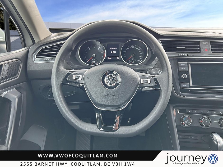 2021 Volkswagen Tiguan Trendline 2.0T 8sp at w/Tip 4M-12