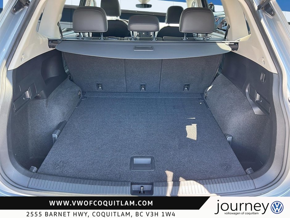 2022 Volkswagen Tiguan Comfortline 2.0T 8sp at w/Tip 4M-5