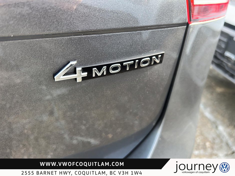 2022 Volkswagen Tiguan Highline 2.0T 8sp at w/Tip 4M-16