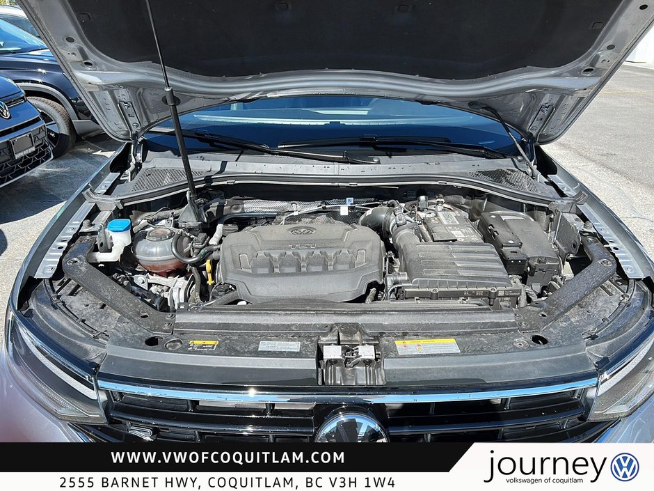 2023 Volkswagen Tiguan Comfortline R-Line Black 2.0T 8sp at w/Tip 4M-6