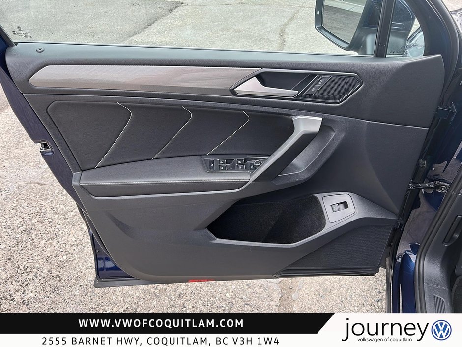 2023 Volkswagen Tiguan Comfortline 2.0T 8sp at w/Tip 4M-10