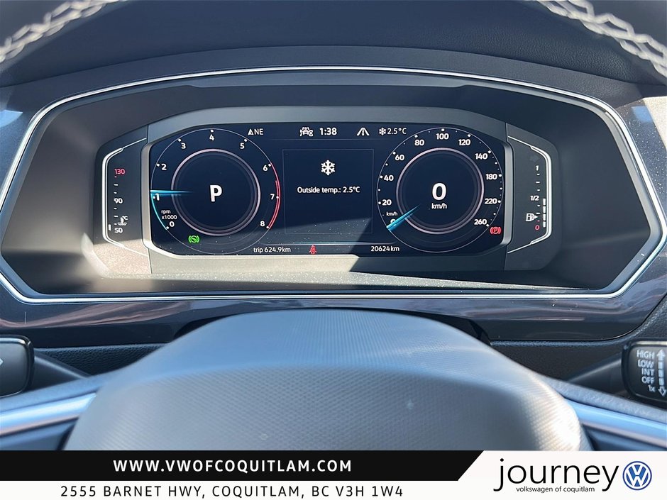 2023 Volkswagen Tiguan Comfortline R-Line Black 2.0T 8sp at w/Tip 4M-13