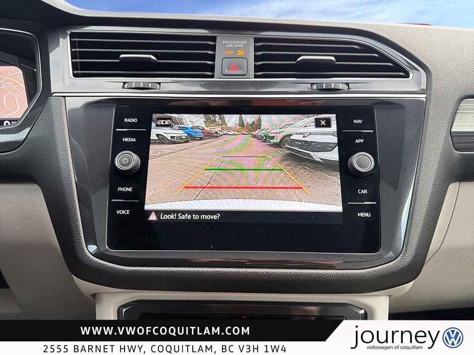 2023 Volkswagen Tiguan Highline 2.0T 8sp at w/Tip 4M-17