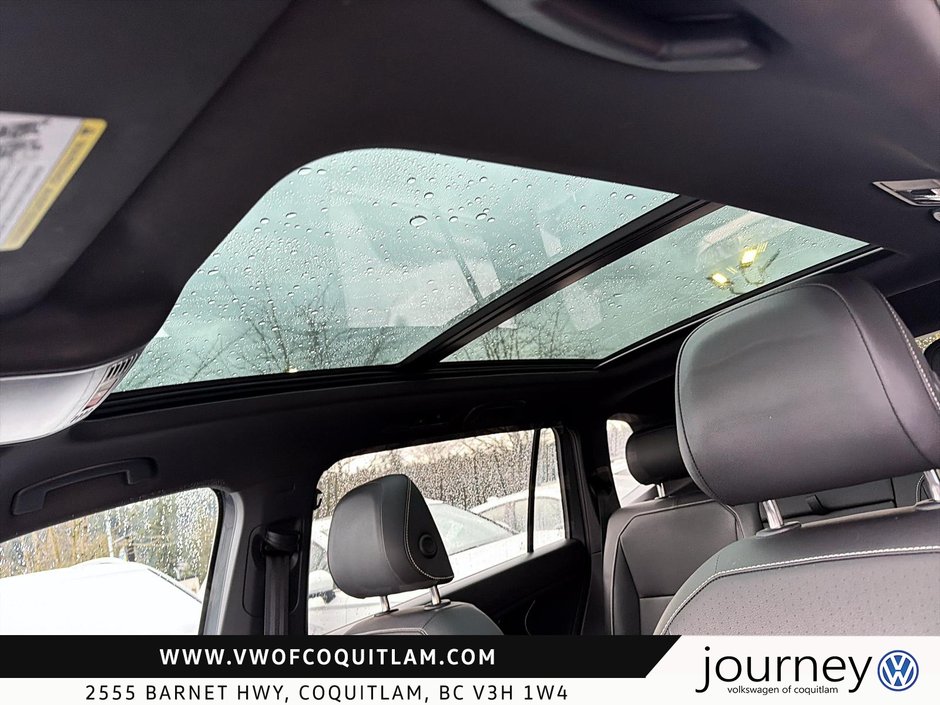 2023 Volkswagen Tiguan Comfortline R-Line Black 2.0T 8sp at w/Tip 4M-15