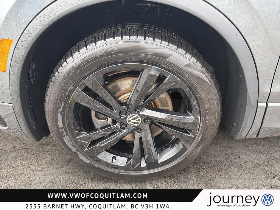 2023 Volkswagen Tiguan Comfortline R-Line Black 2.0T 8sp at w/Tip 4M-6