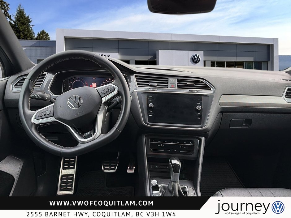 2023 Volkswagen Tiguan Comfortline R-Line Black 2.0T 8sp at w/Tip 4M-9