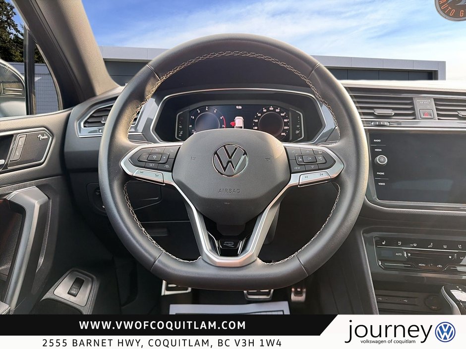 2023 Volkswagen Tiguan Comfortline R-Line Black 2.0T 8sp at w/Tip 4M-11