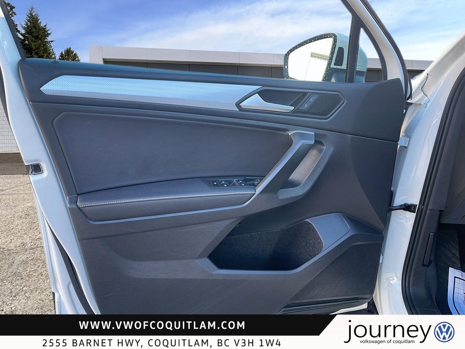 2024 Volkswagen Tiguan Trendline 2.0T 8sp at w/Tip 4M-10