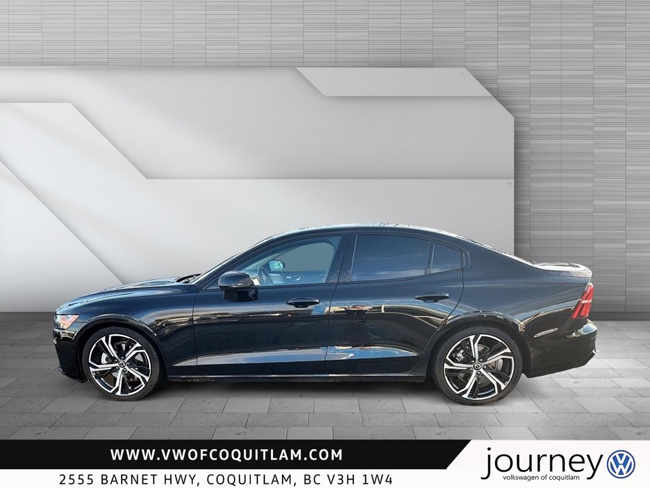 2023 Volvo S60 B5 AWD Ultimate - Dark-4