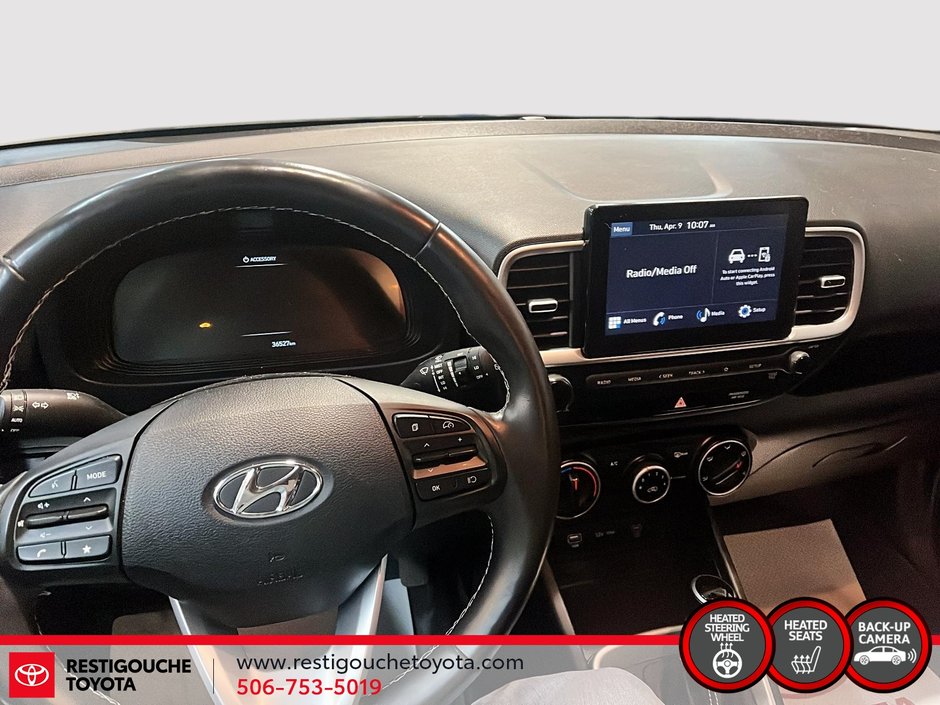 2024 Hyundai Venue Preferred-12