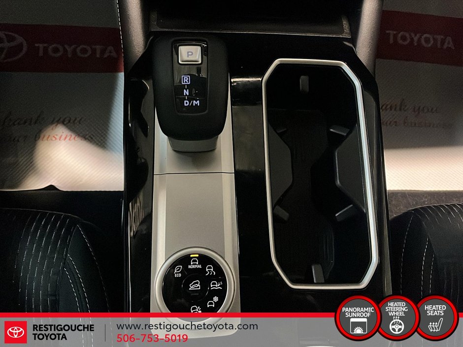 2025 Mitsubishi Outlander-13