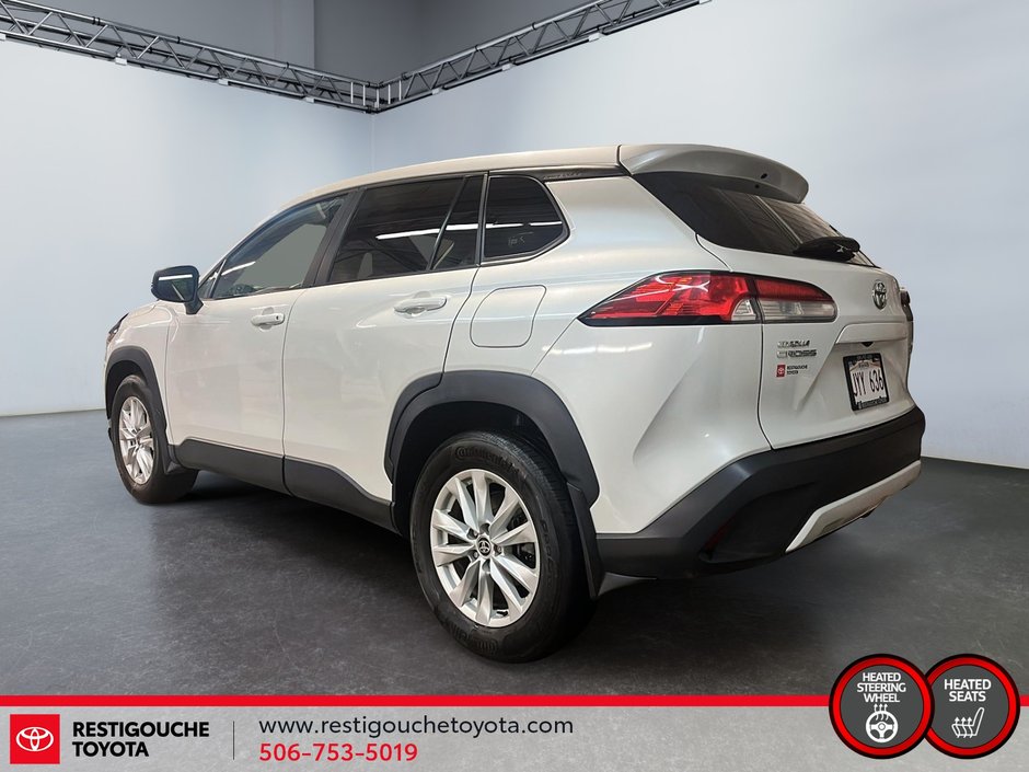 2022 Toyota Corolla Cross LE-3