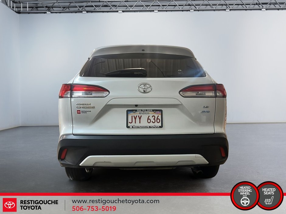2022 Toyota Corolla Cross LE-2