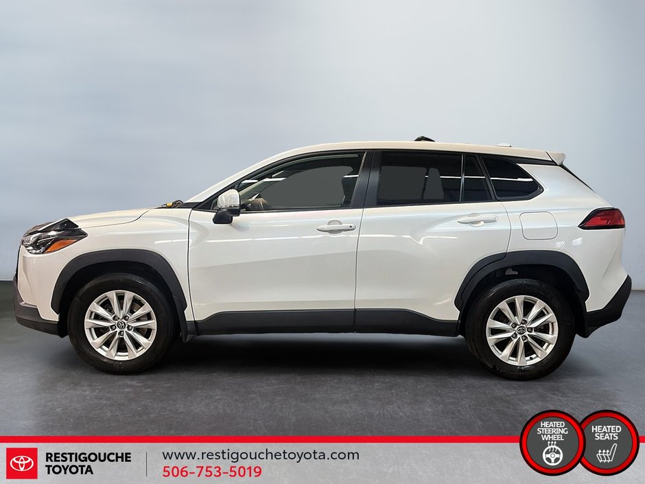 2022 Toyota Corolla Cross LE-4