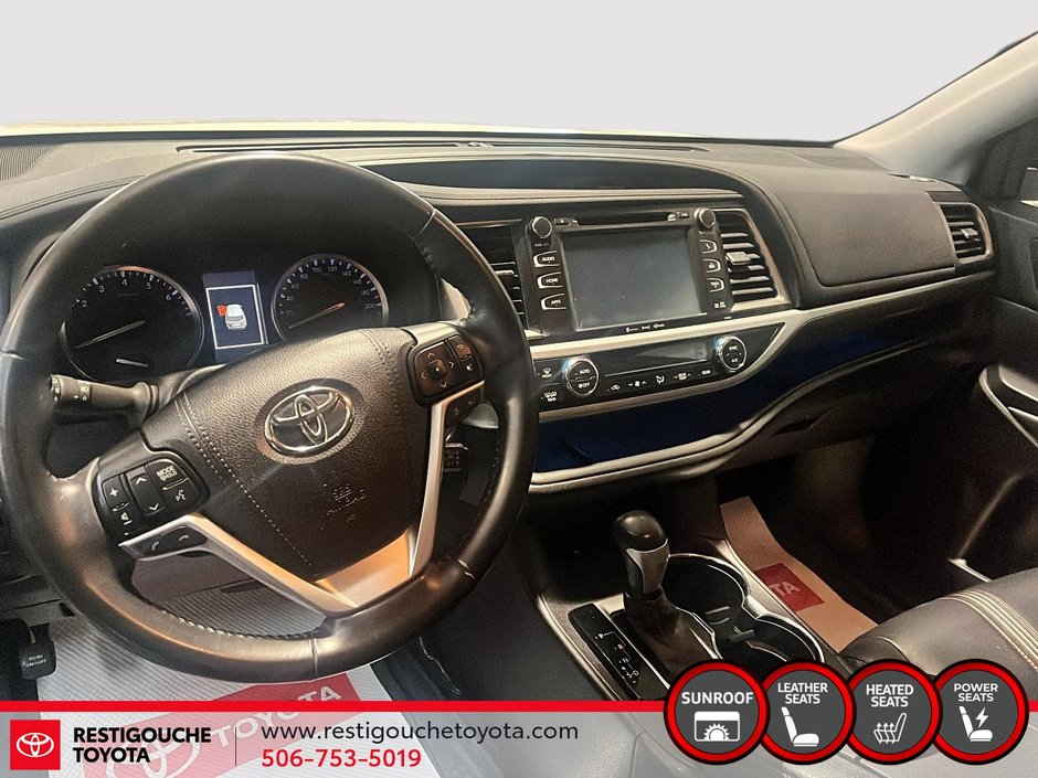2019 Toyota Highlander XLE-8