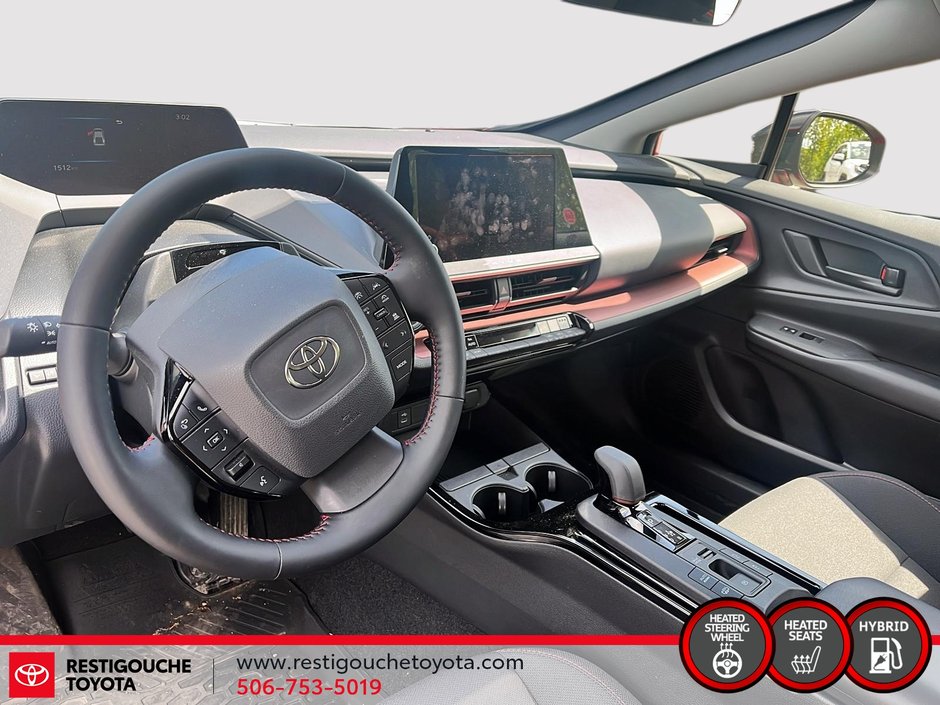 2026 Toyota Prius Plug-In Hybrid SE-8