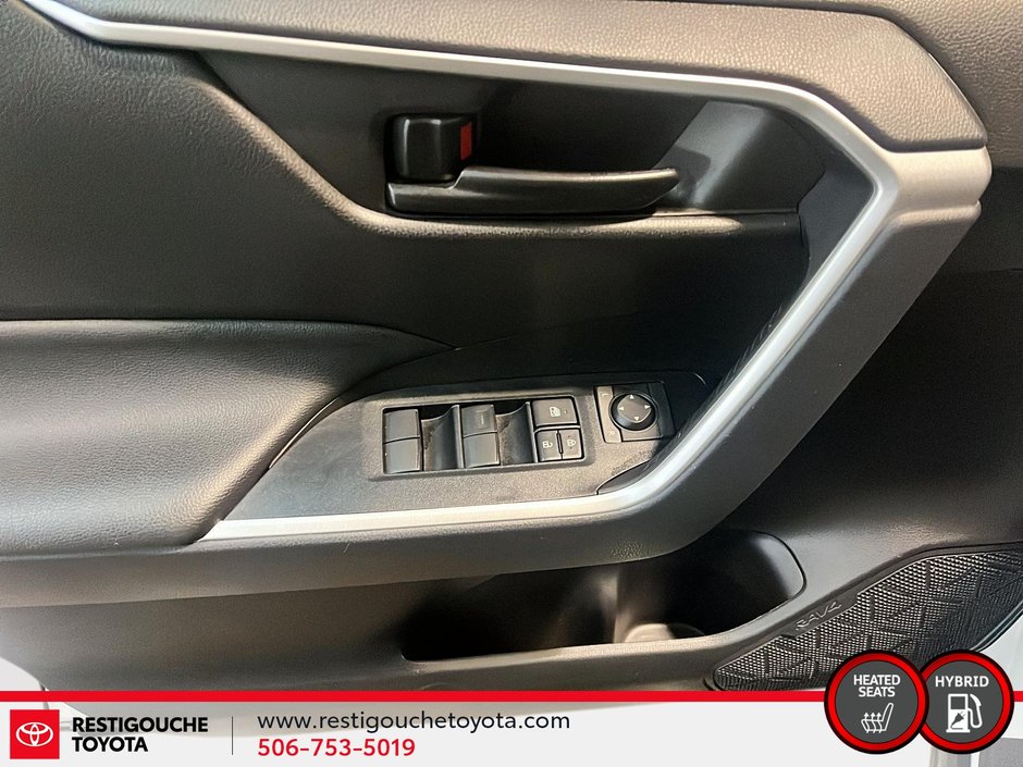 Toyota RAV4 Hybrid LE 2022-15