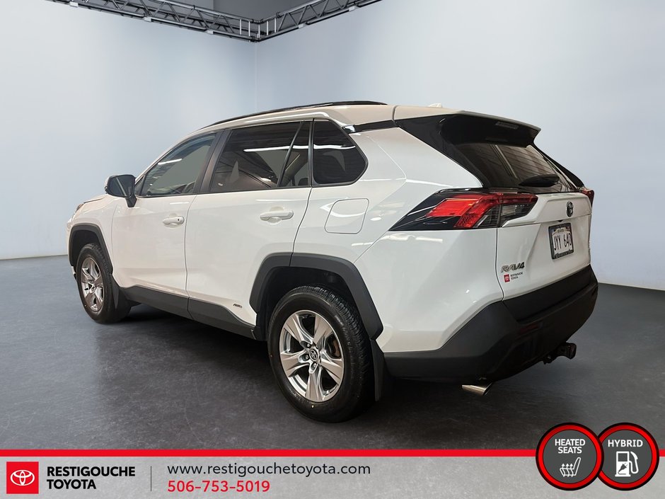Toyota RAV4 Hybrid LE 2022-3