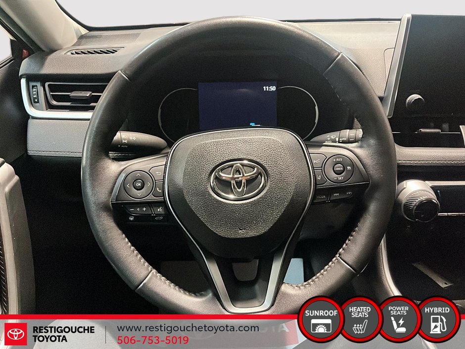 Toyota RAV4 Hybrid XLE 2023-10