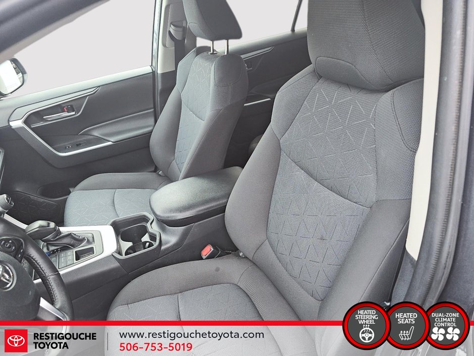2020 Toyota RAV4 XLE-7