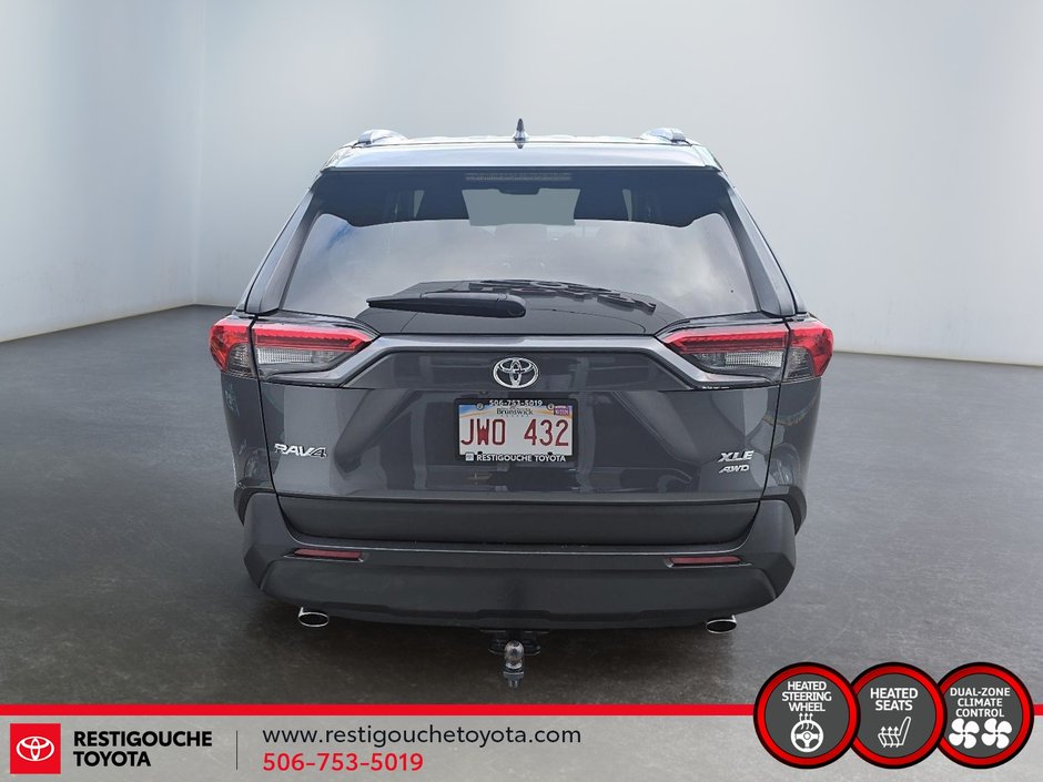2020 Toyota RAV4 XLE-2