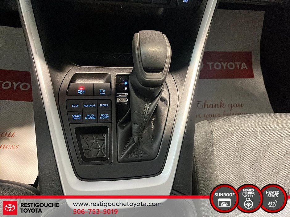Toyota RAV4 XLE 2022-13