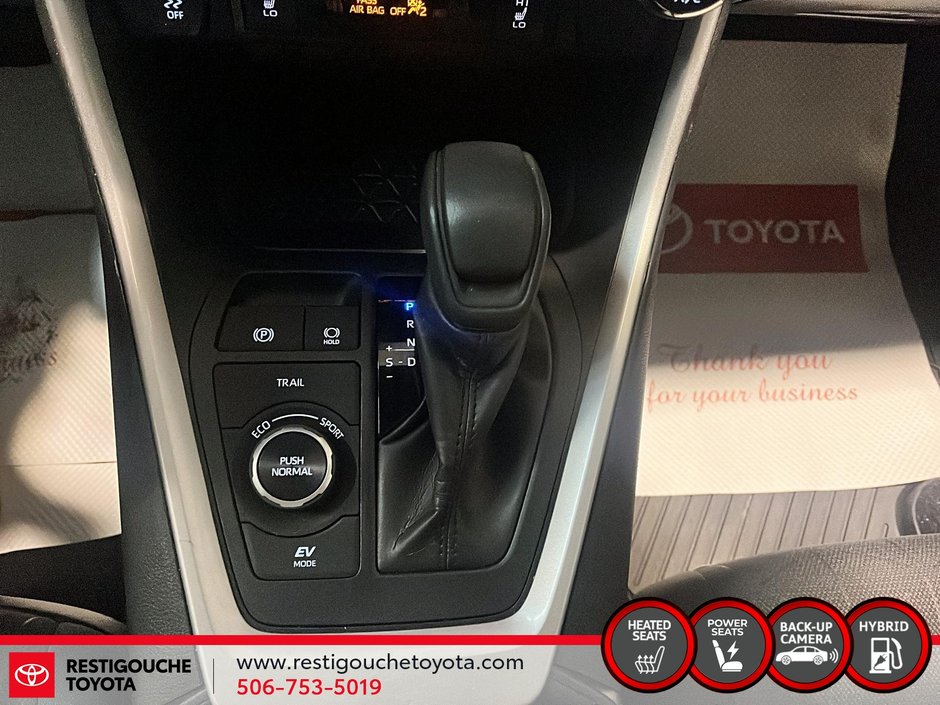 2024 Toyota RAV4 Hybrid XLE-13