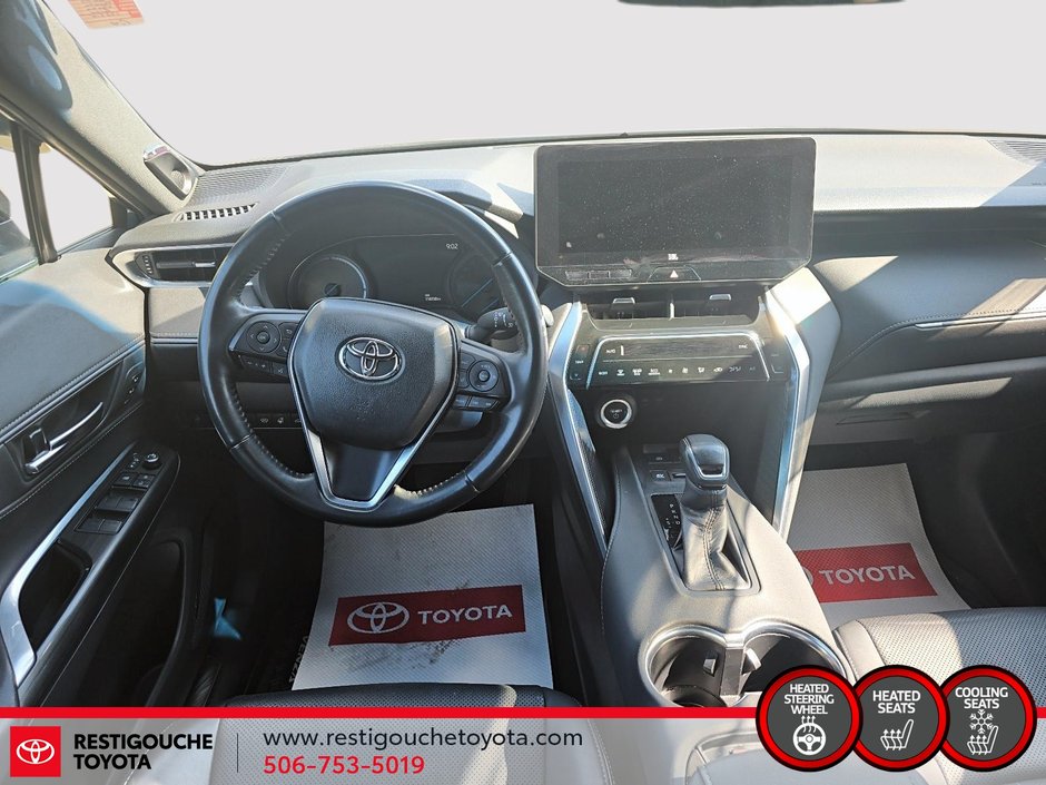 2023 Toyota Venza XLE-8