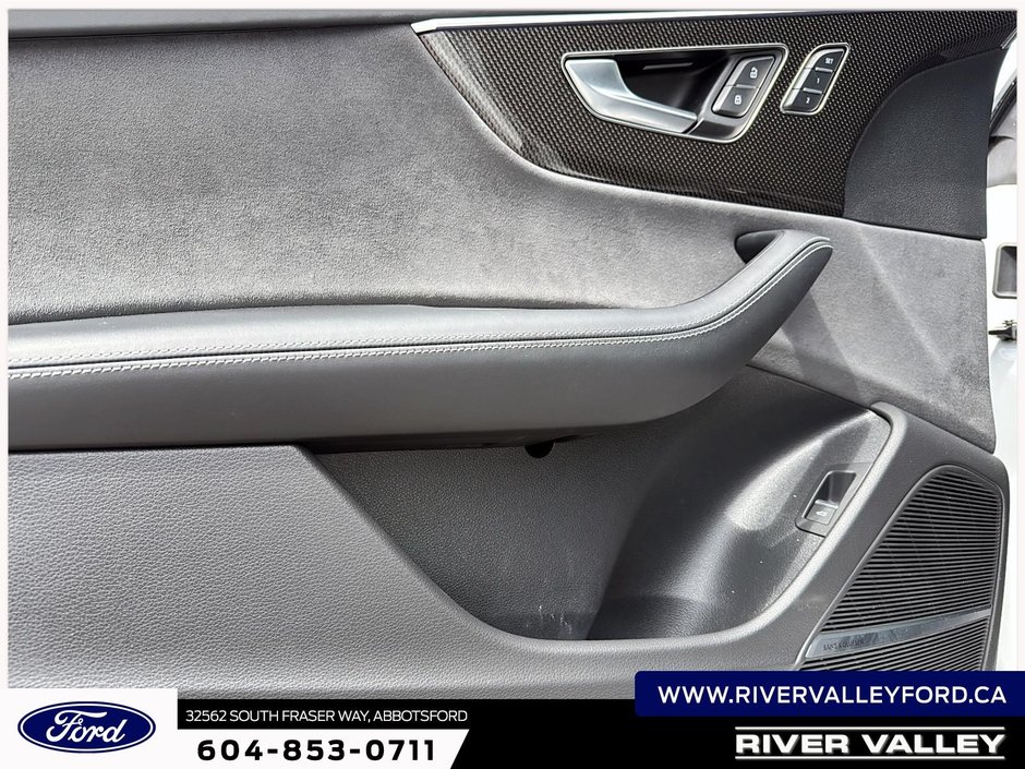 2023 Audi SQ8 BASE-9